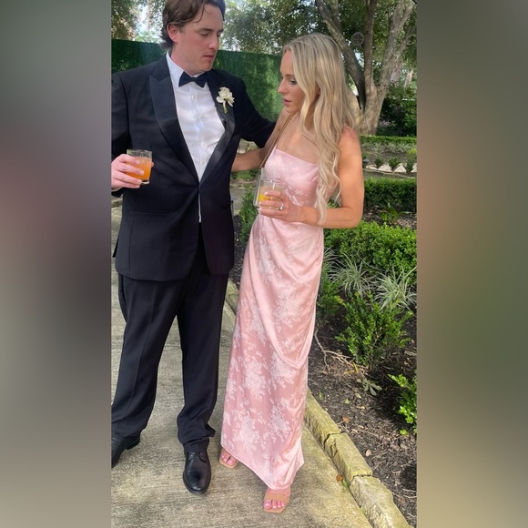 Reformation Frankie Dress - Powder Pink - Size 2 - Picture 8 of 12